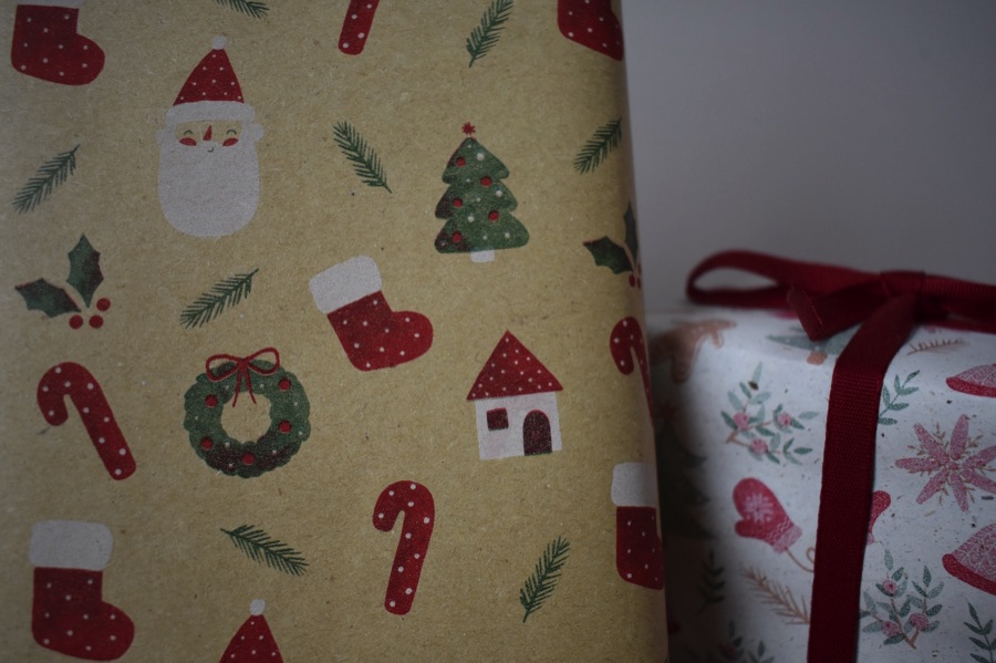 Cascayde wrapped gifts